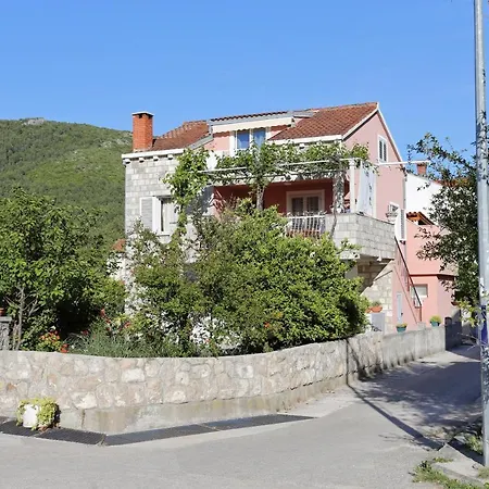 10112a Apartment